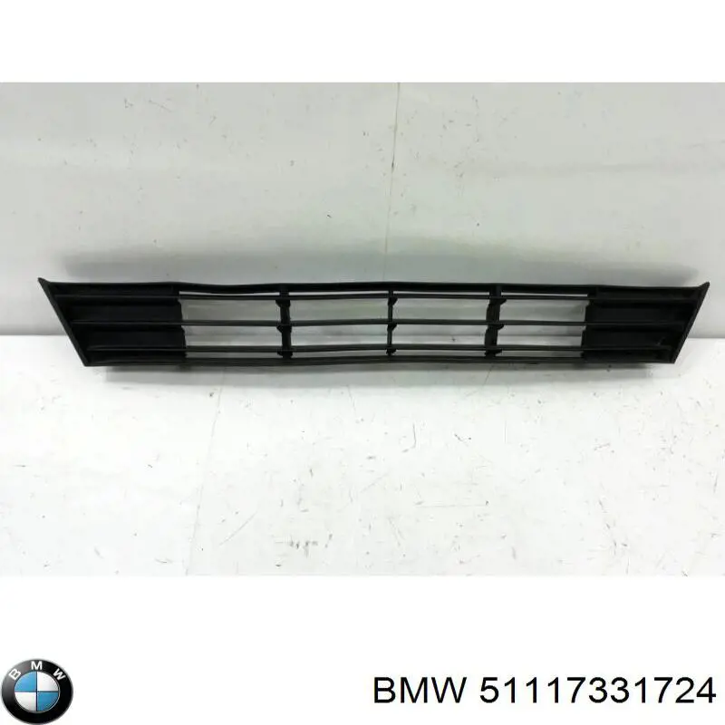 Rejilla de ventilación, paragolpes delantero, central BMW 51117331724 precio, desde 32,34 EUR