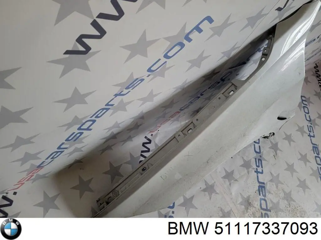 Soporte delantero izquierdo para aleta delantera BMW 51117337093 precio, desde 20,57 EUR