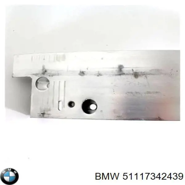 51117342439 BMW soporte de parachoques delantero