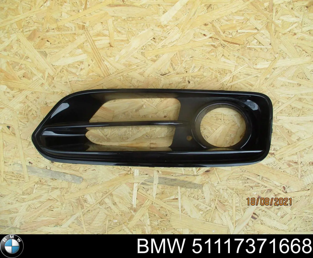 Rejilla derecha del parachoques delantero BMW 51117371668 precio, desde 32,94 EUR