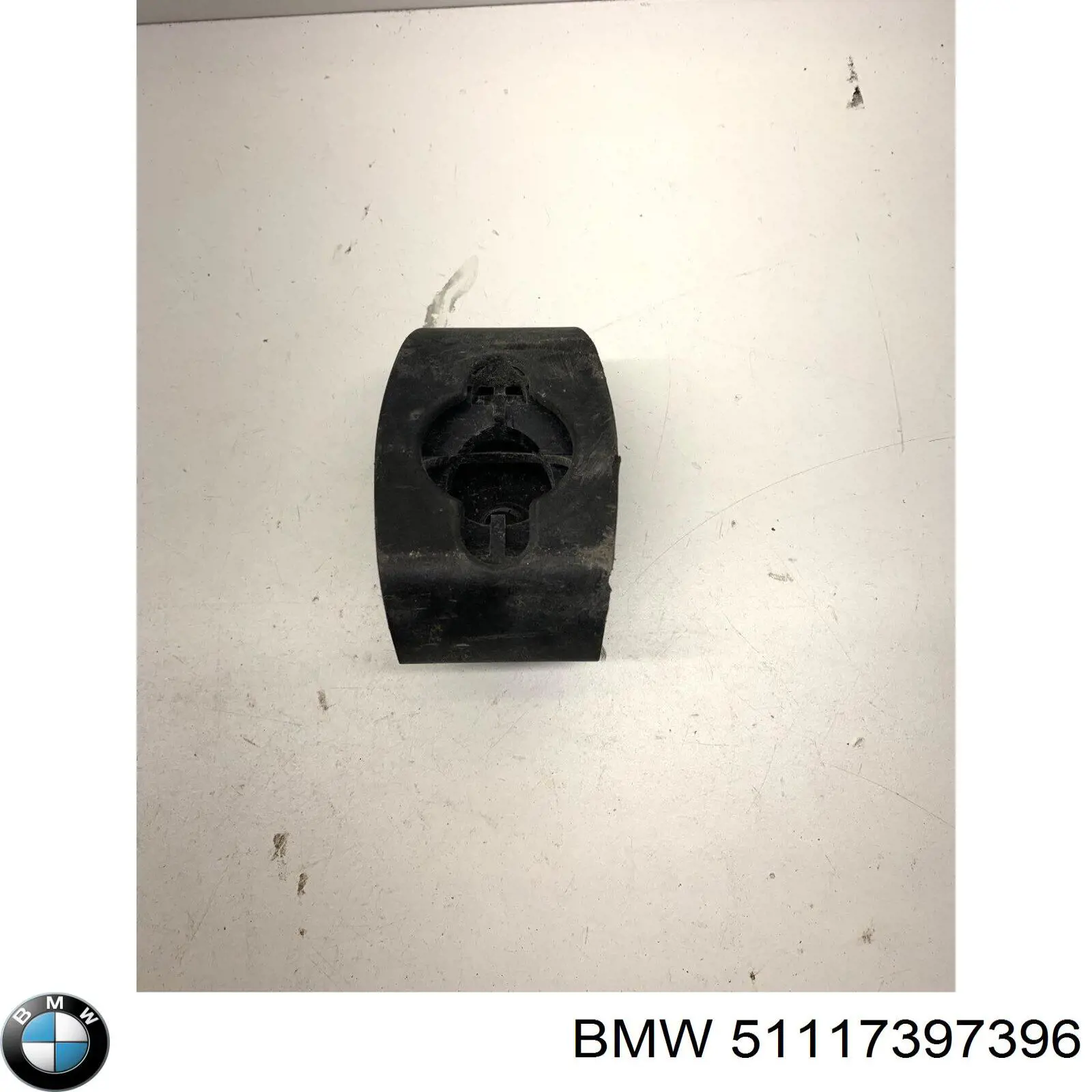 Guía del parachoques delantero BMW 51117397396