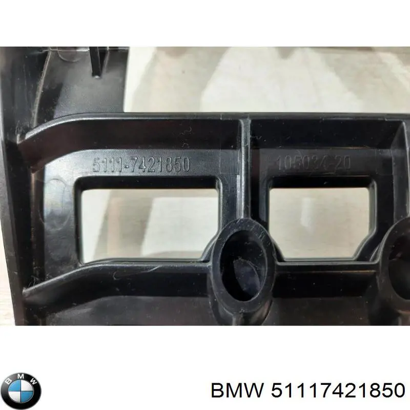 Comprar 51117421850 BMW Soporte de parachoques delantero derecho