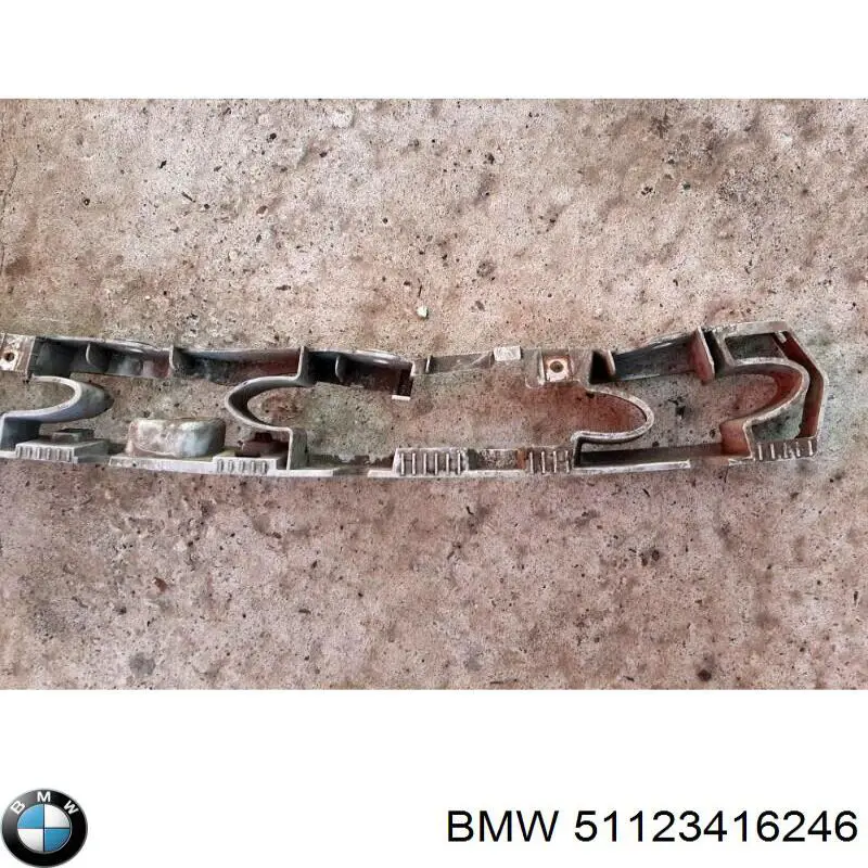 Soporte central del parachoques trasero BMW 51123416246 precio, desde 56,63 EUR