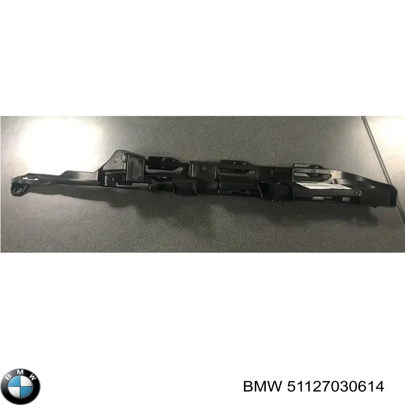 Comprar 51127030614 BMW Guía derecha del parachoques trasero
