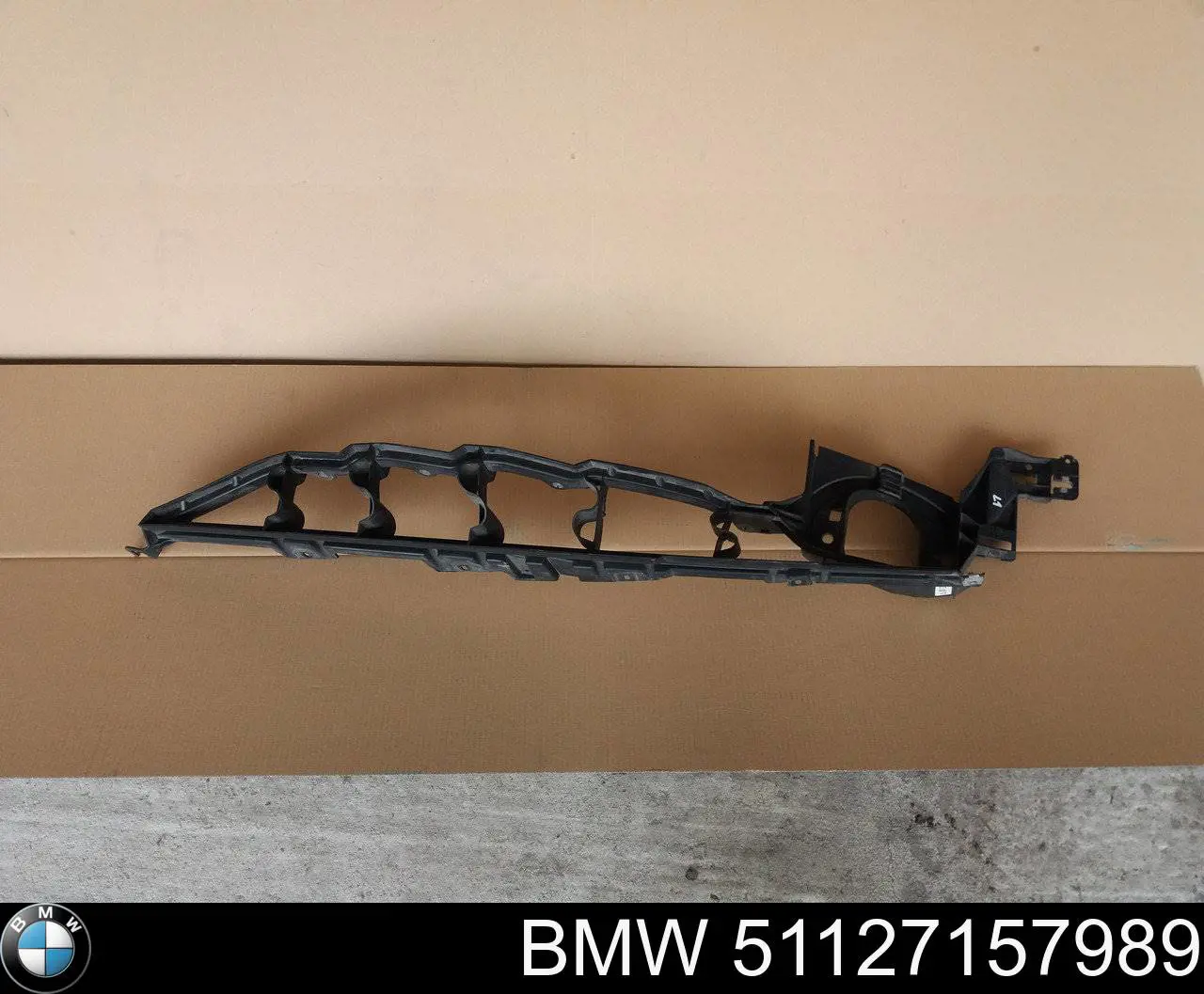 Soporte superior de guardabarros delantero izquierdo BMW 51127157989 precio, desde 66,49 EUR