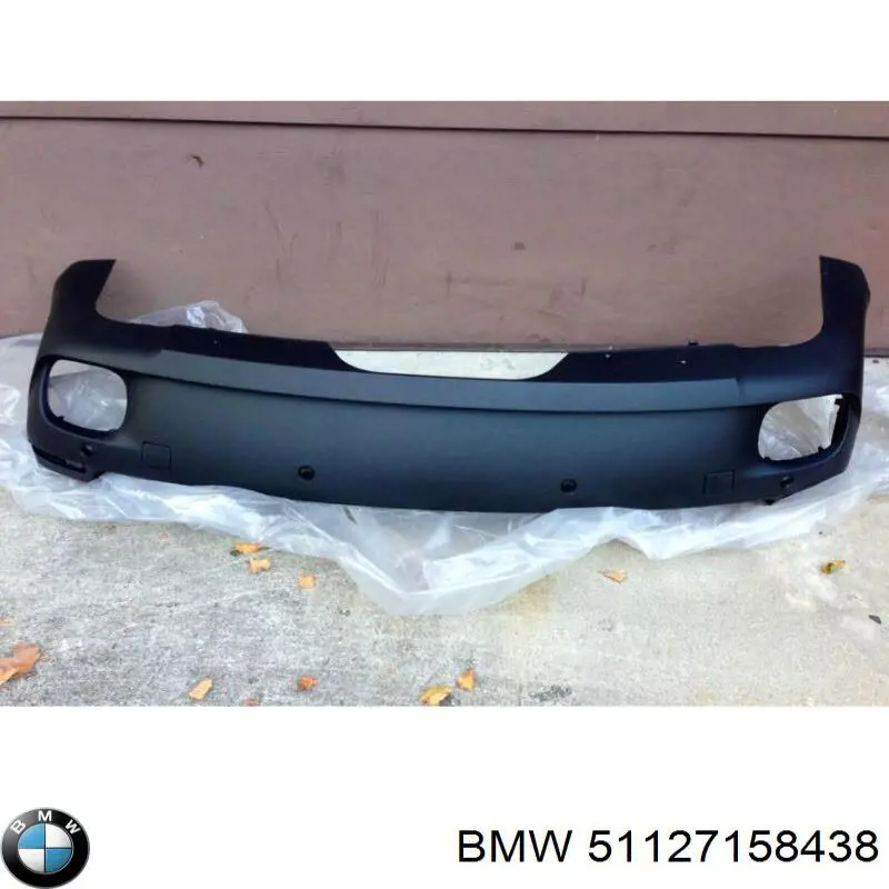 51127158438 BMW Defensa trasero