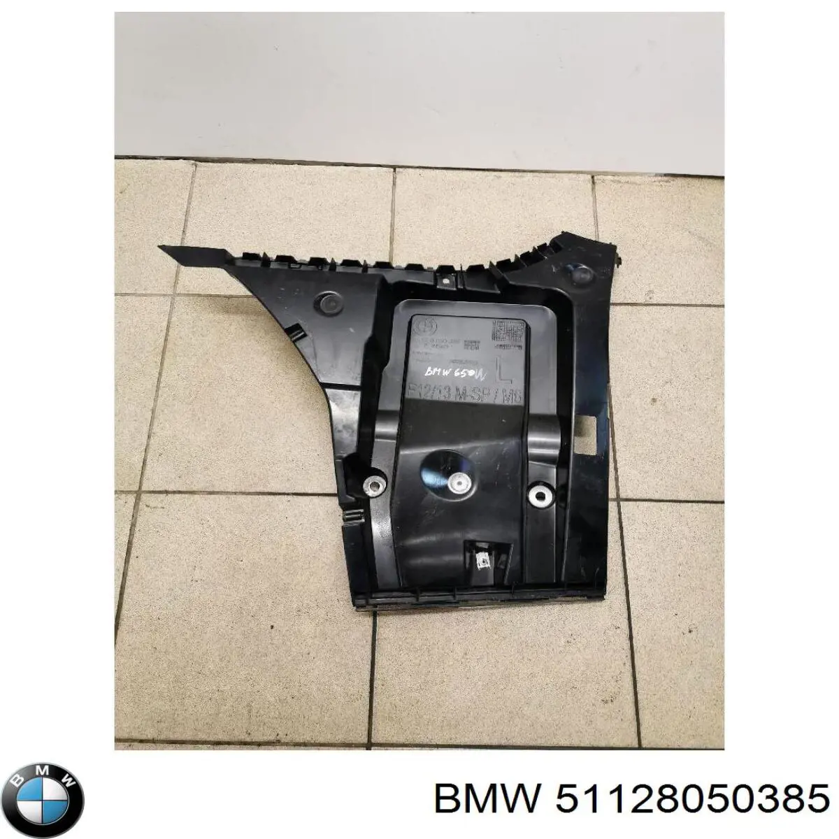 51128050385 BMW soporte de parachoques trasero izquierdo