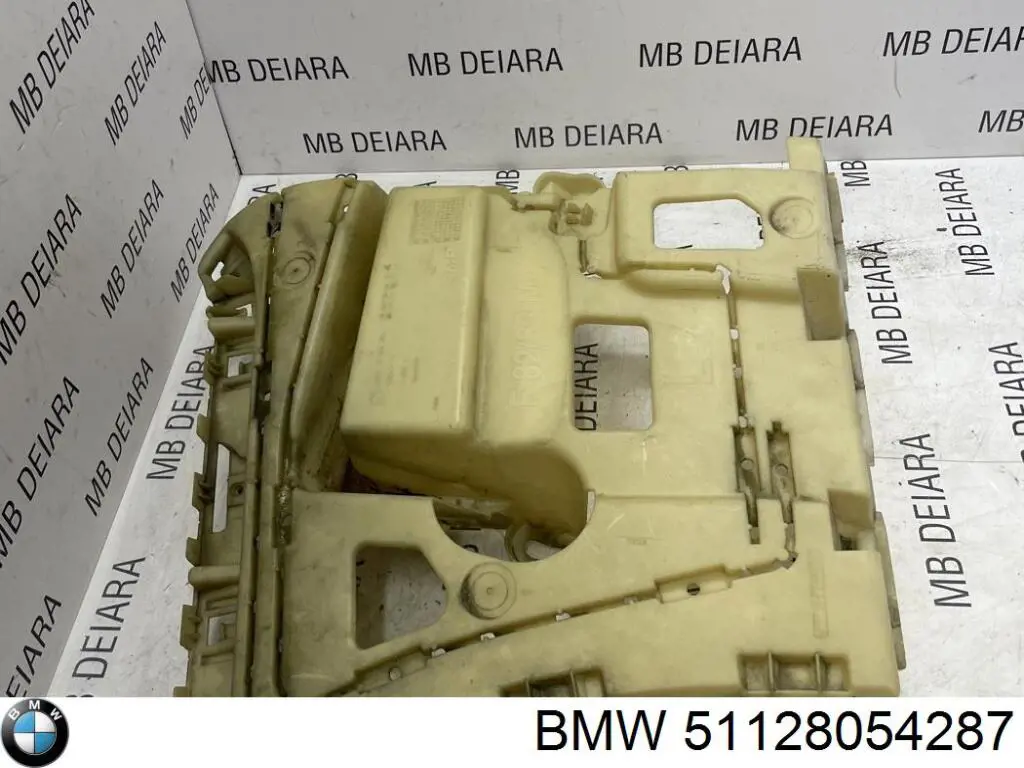 51128054287 BMW soporte de parachoques trasero izquierdo