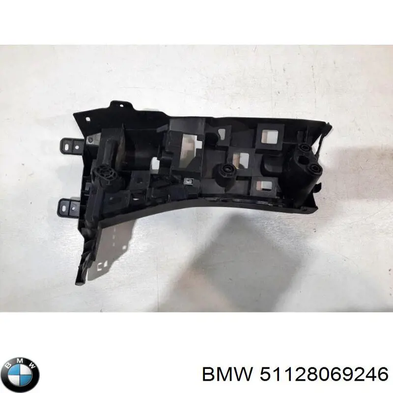Comprar 51128069246 BMW Soporte del parachoques trasero derecho