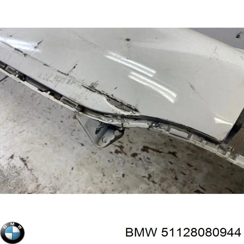 Parachoques trasero 51128080944 BMW