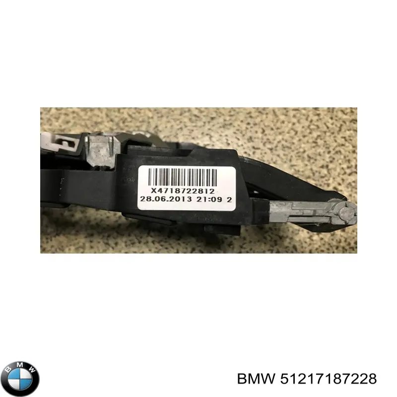 51217187228 BMW soporte de manilla exterior de puertas derechas