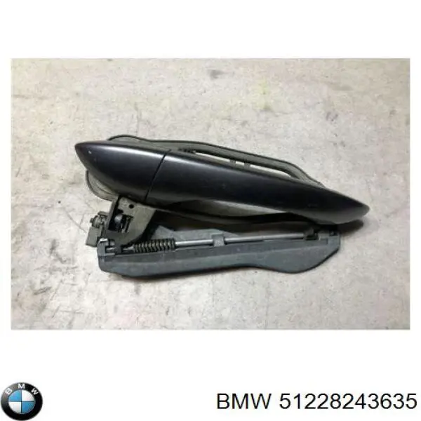 Soporte de manija exterior de puerta trasera izquierda 51228243635 BMW