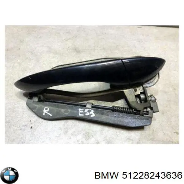 Soporte de manija exterior de puerta trasera derecha BMW 51228243636 precio, desde 68,24 EUR