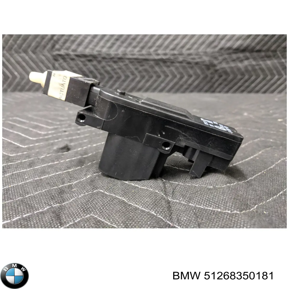 Motor de apertura/cierre del cierre del maletero (puerta trasera 3/5) BMW 51268350181 precio, desde 39,20 EUR