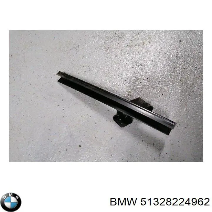 51328224962 BMW 