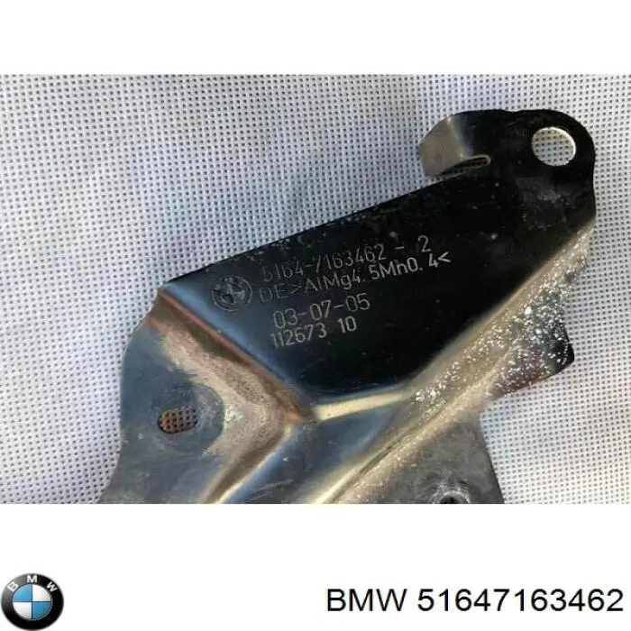 51647163462 BMW soporte de radiador inferior (panel de montaje para foco)