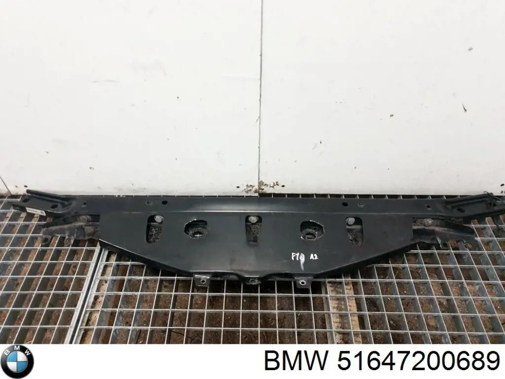 Soporte de radiador superior (panel de montaje para foco) para BMW 5 (F10)