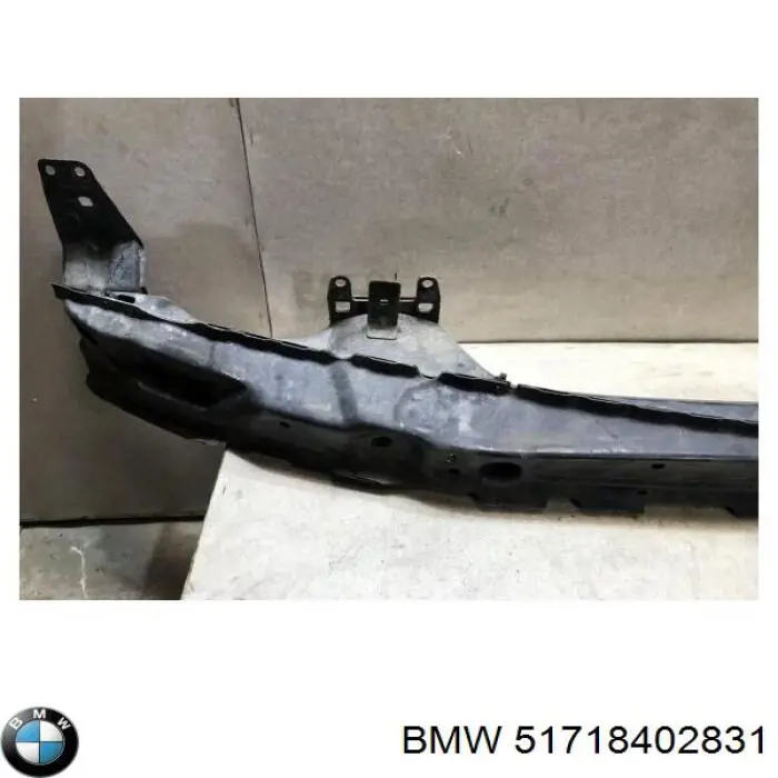 51718402831 BMW refuerzo parachoque delantero