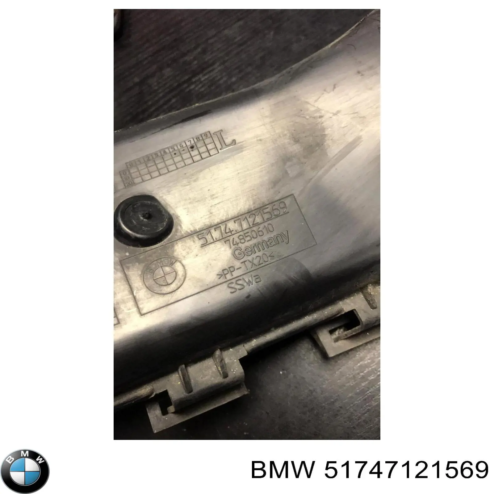 51747121569 BMW 