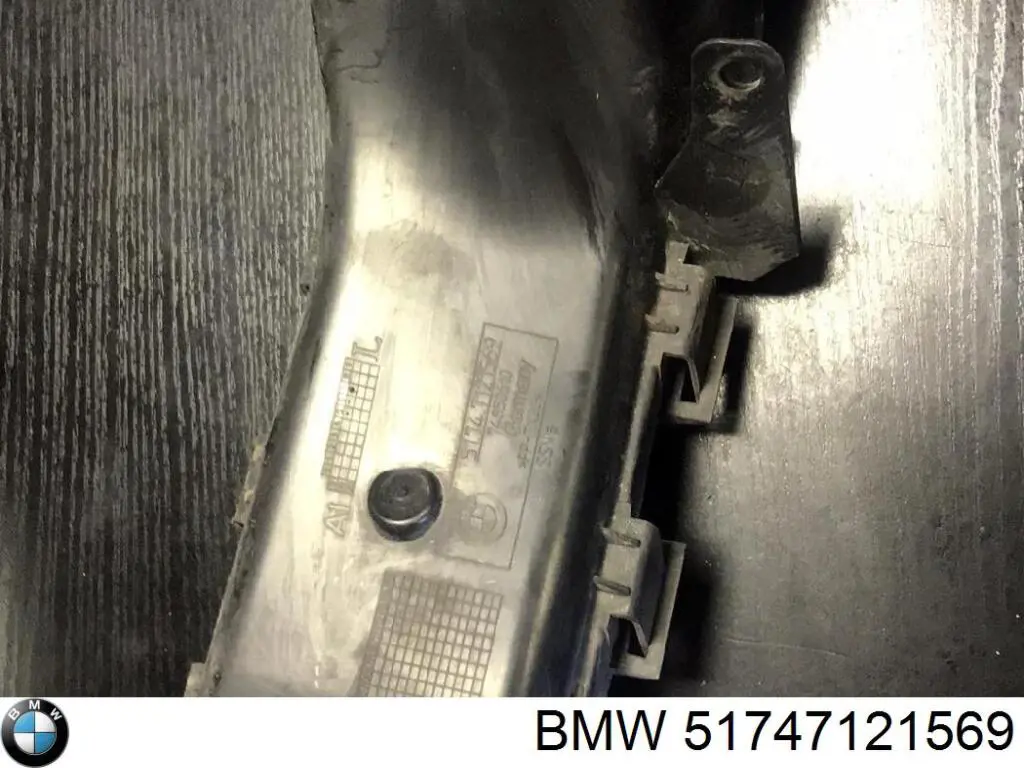 51747121569 BMW