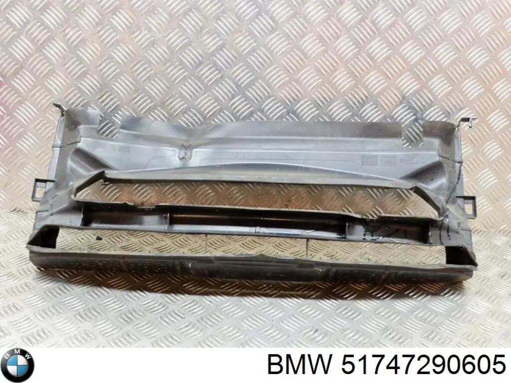 Comprar 51747290605 BMW Deflector de aire del radiador