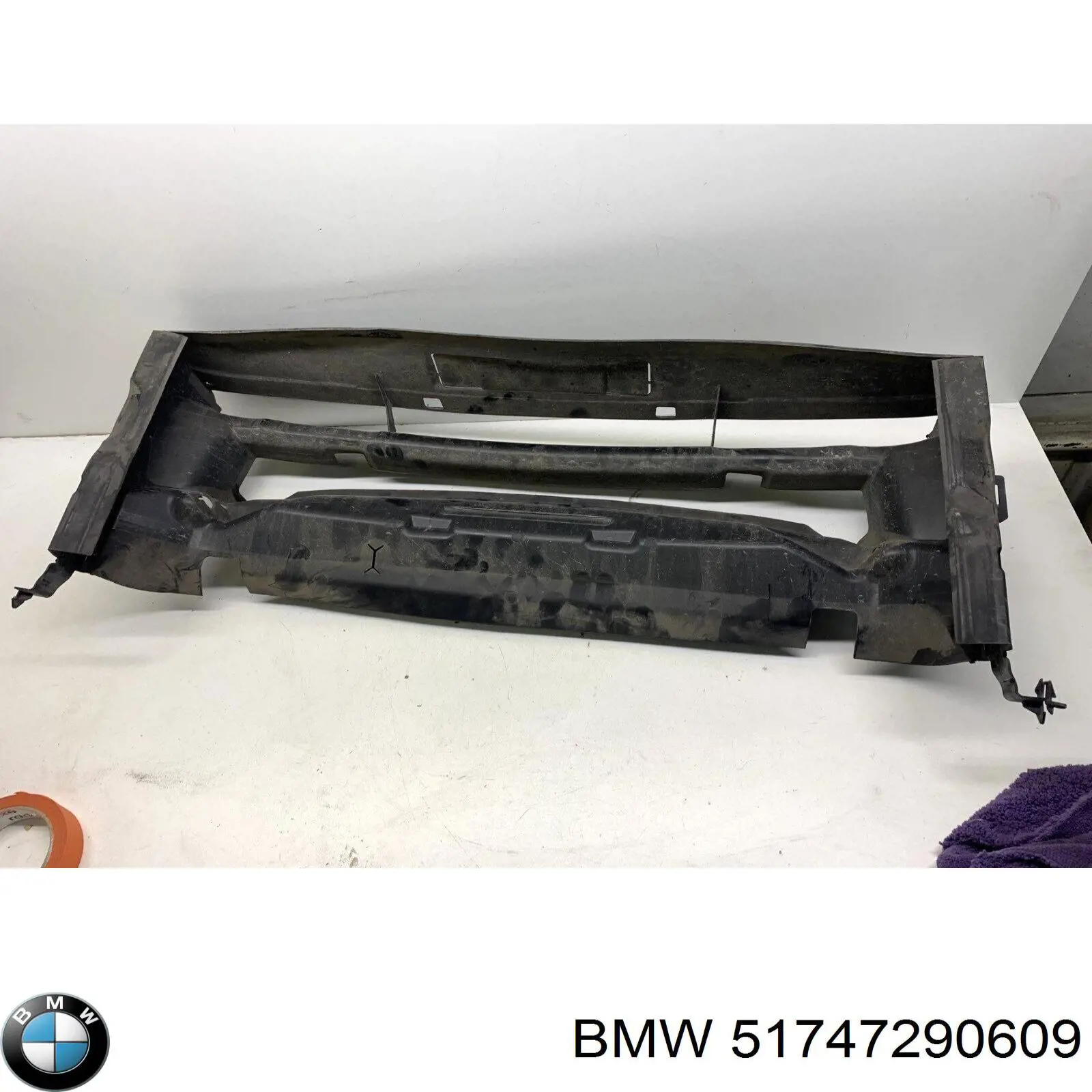 51747290609 BMW