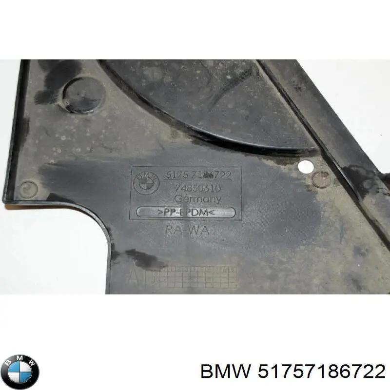 51757186722 BMW revestimiento de los bajos, depósito de combustible