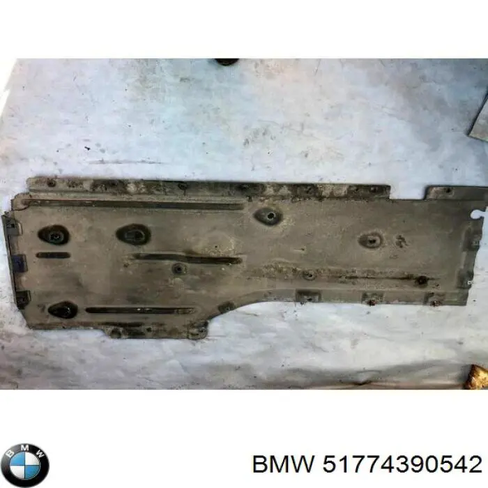 51774390542 BMW revestimiento de los bajos, derecho