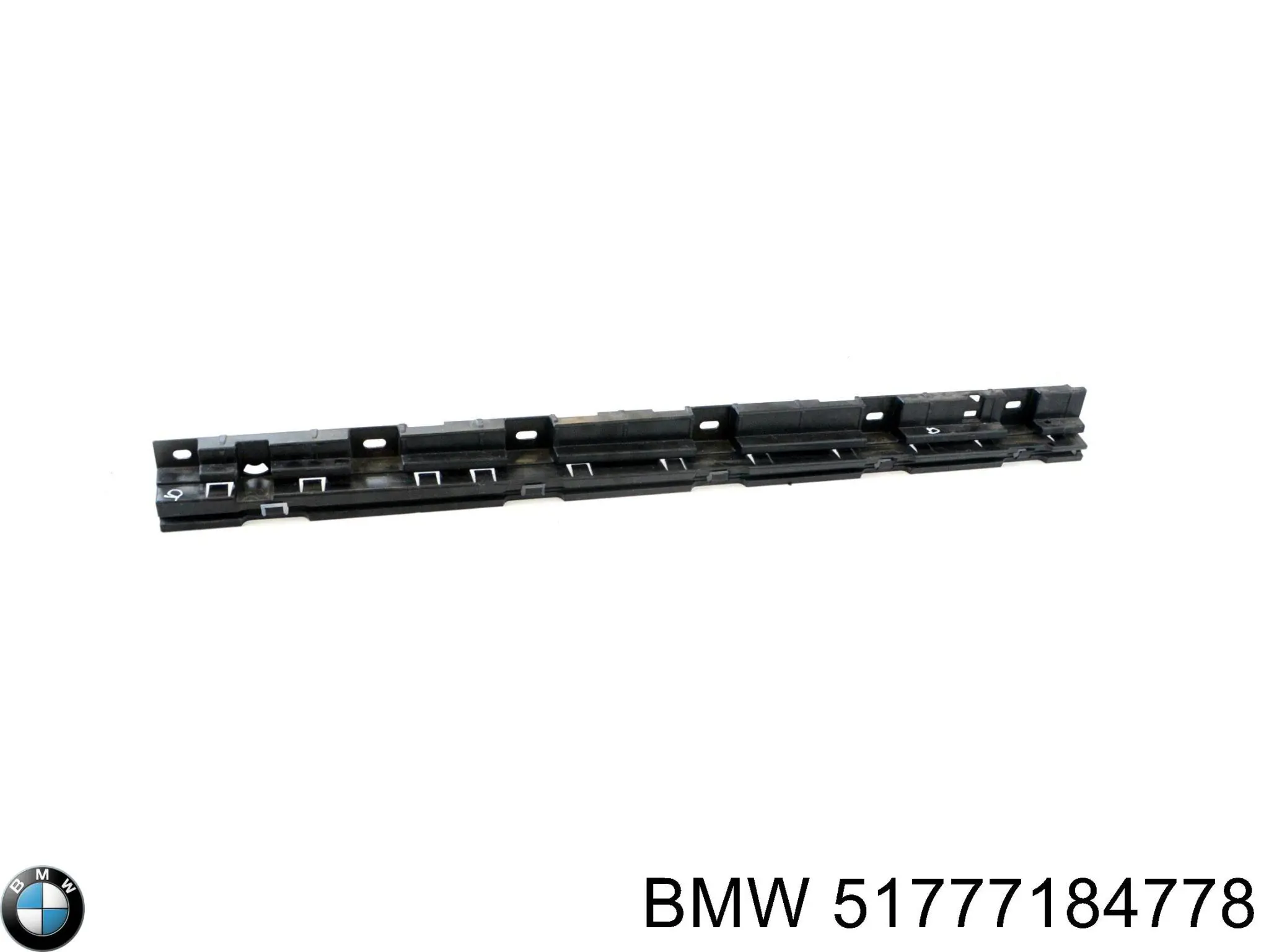 Comprar 51777184778 BMW Soporte de moldura exterior del estribo derecho
