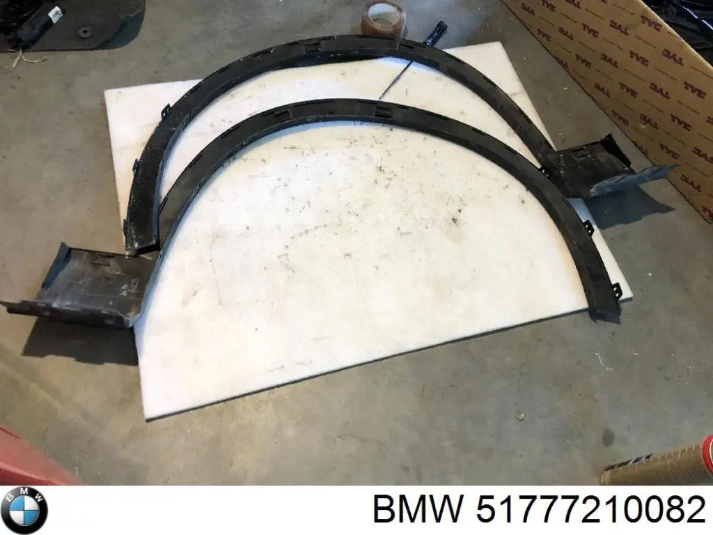 Comprar 51777210082 BMW Extensión de la aleta delantera derecha
