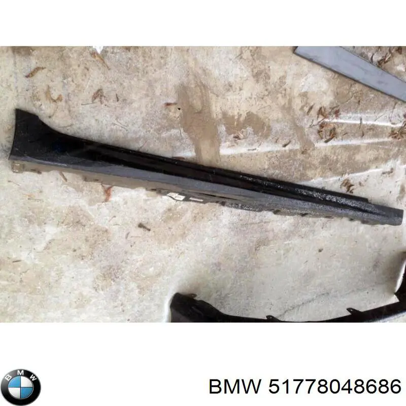 Comprar 51778048686 BMW Moldura exterior derecha del umbral