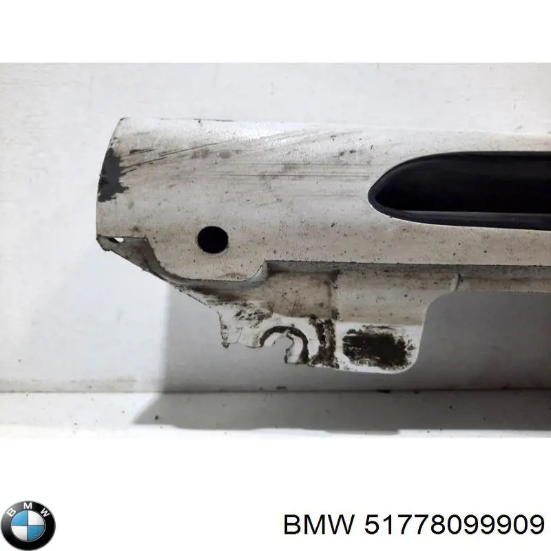 51778099909 BMW