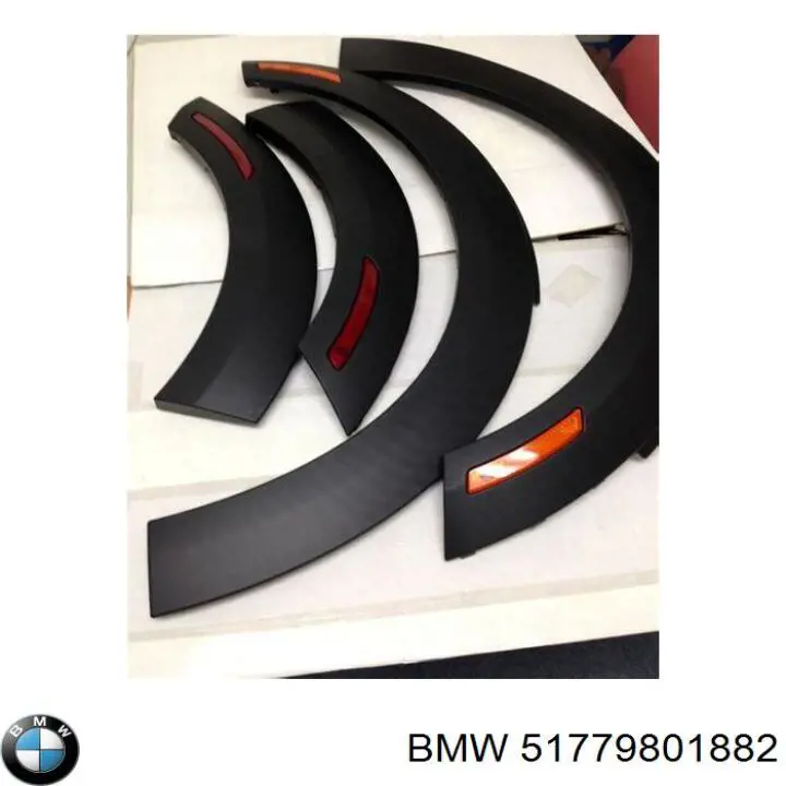51779801882 BMW Extensión de la aleta delantera derecha
