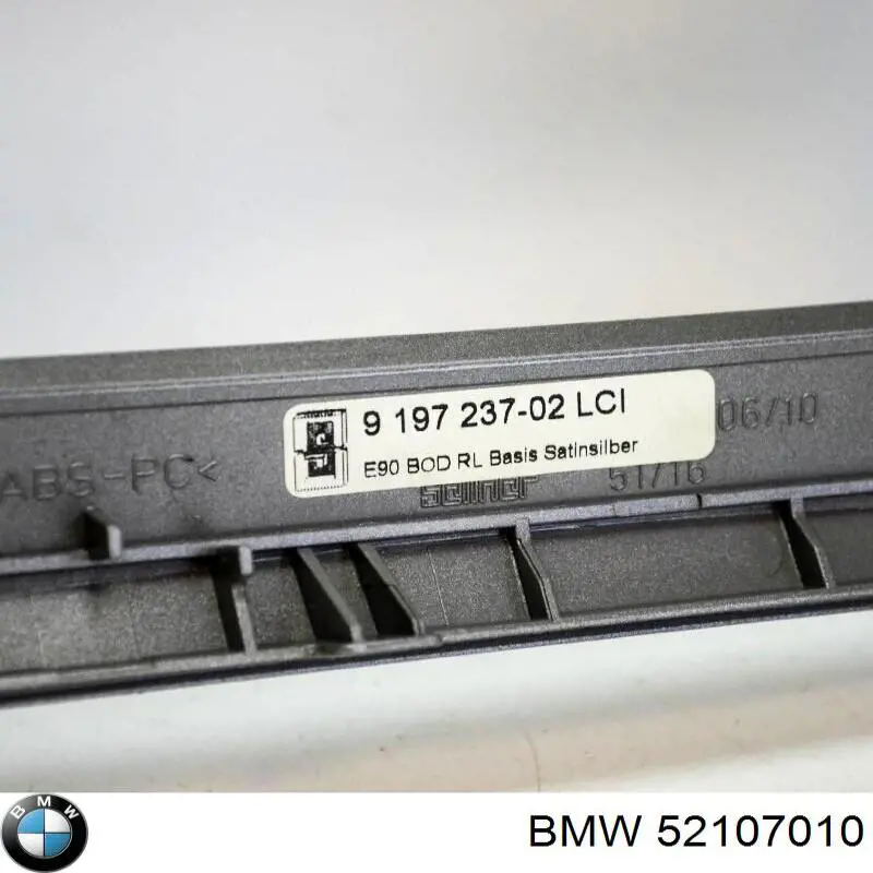  52107010 BMW