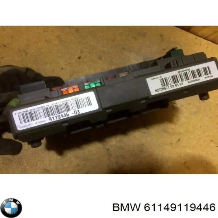 61149119446 BMW Caja de relés y fusibles