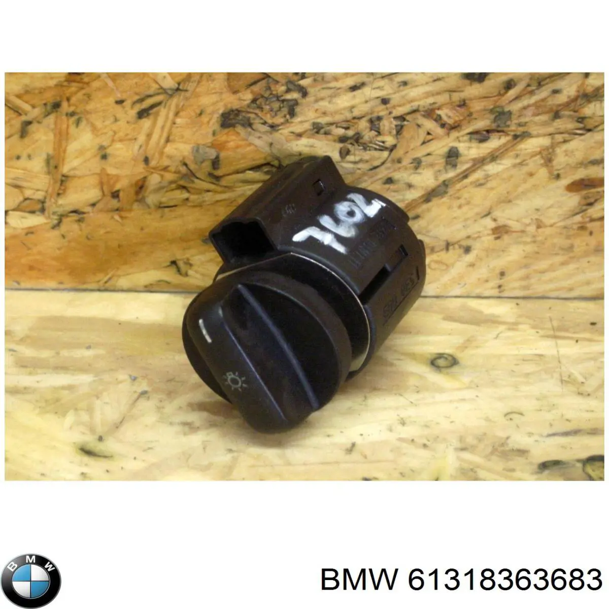 61318363683 BMW