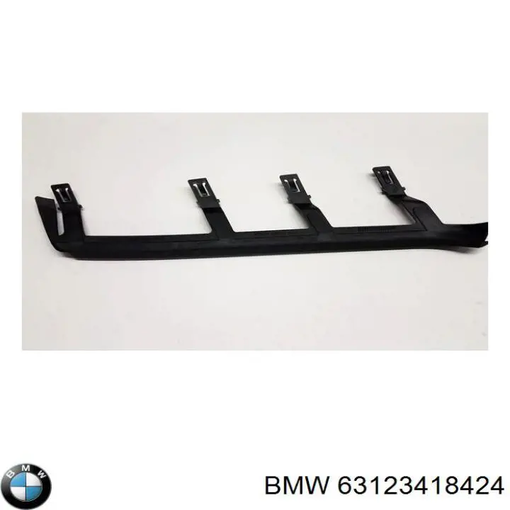 63123418424 BMW faro derecho