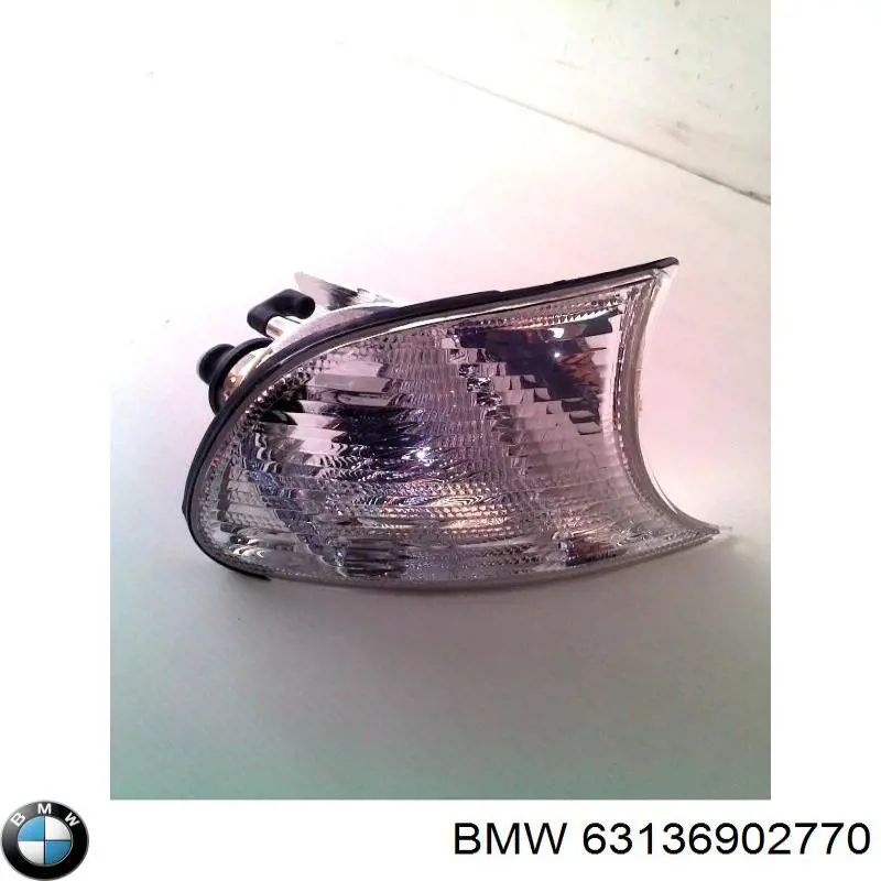 Piloto intermitente derecho 0311328004 BMW