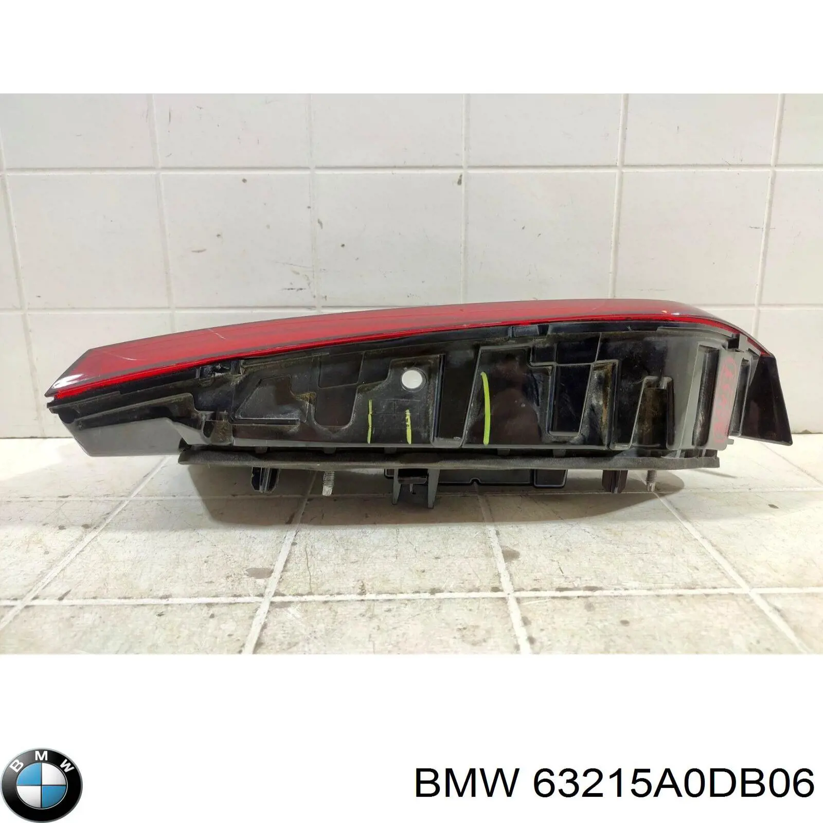 Piloto trasero interior derecho 63215A0DB06 BMW