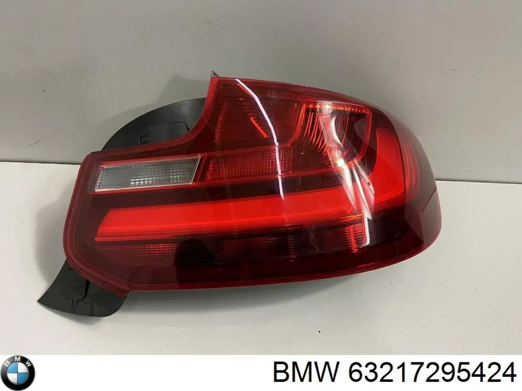 63217295424 BMW piloto posterior derecho