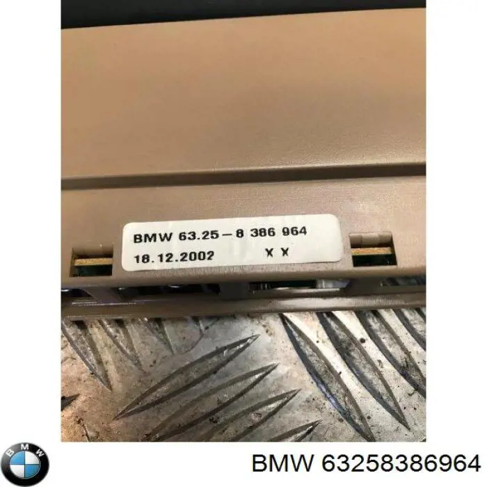63257219086 BMW luz de freno adicional