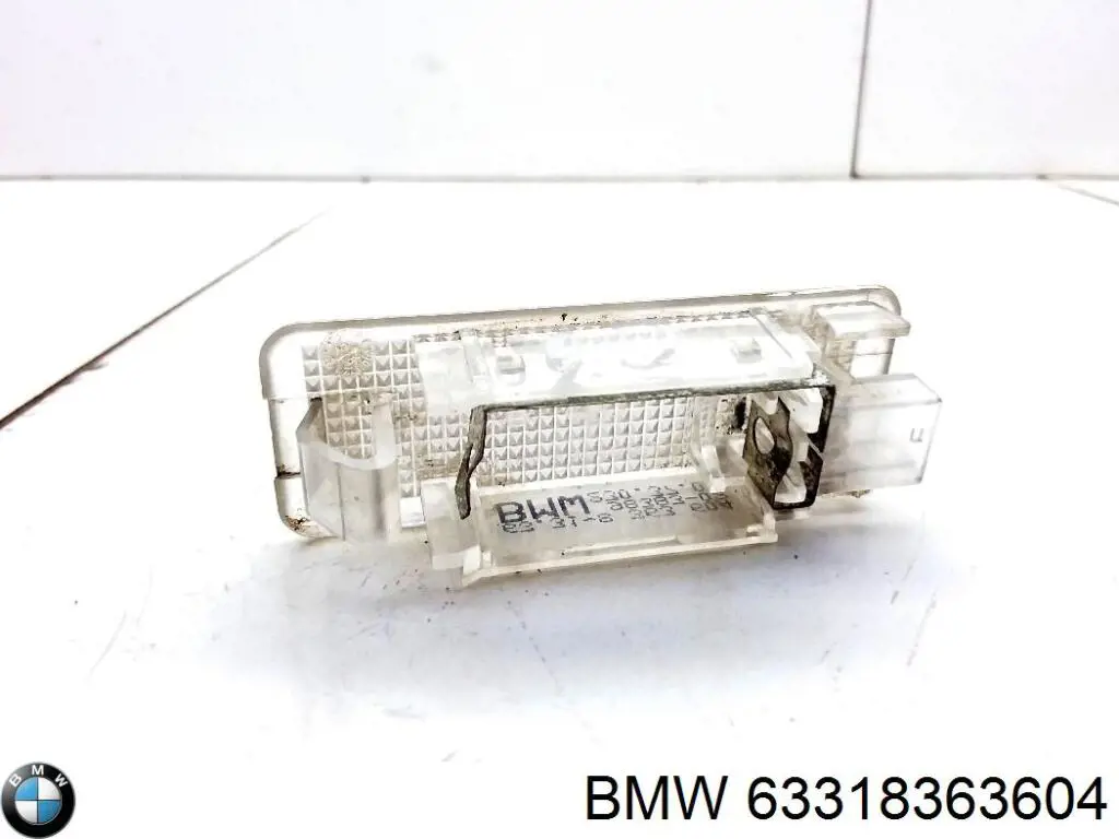 Luz de techo interior (cabina) BMW 63318363604 precio, desde 20,24 EUR