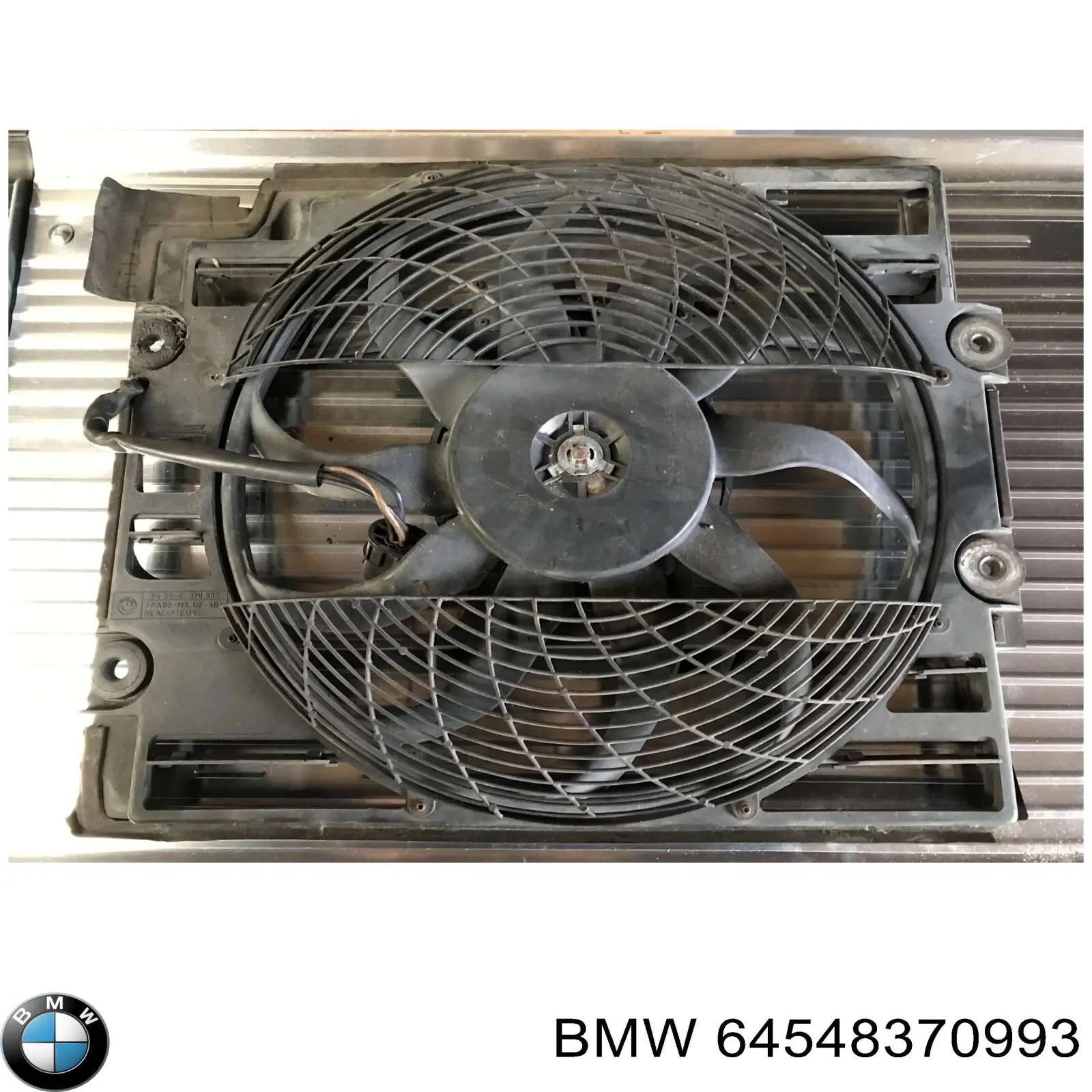 Comprar 64548370993 BMW Difusor del radiador del aire acondicionado con ventilador y motor