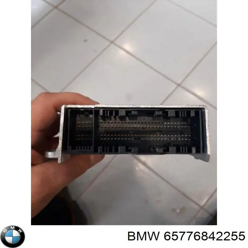 65776818814 BMW