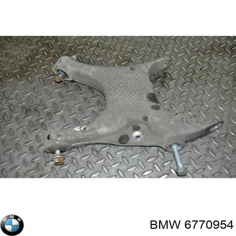 Brazo inferior derecho de la suspensión trasera BMW 6770954 precio, desde 182,95 EUR