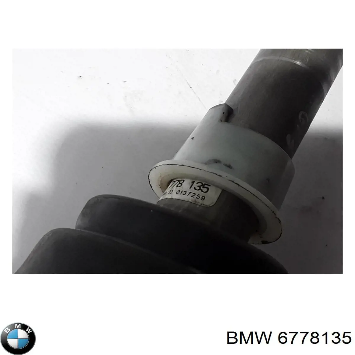 6778135 BMW Eje superior de la columna de dirección