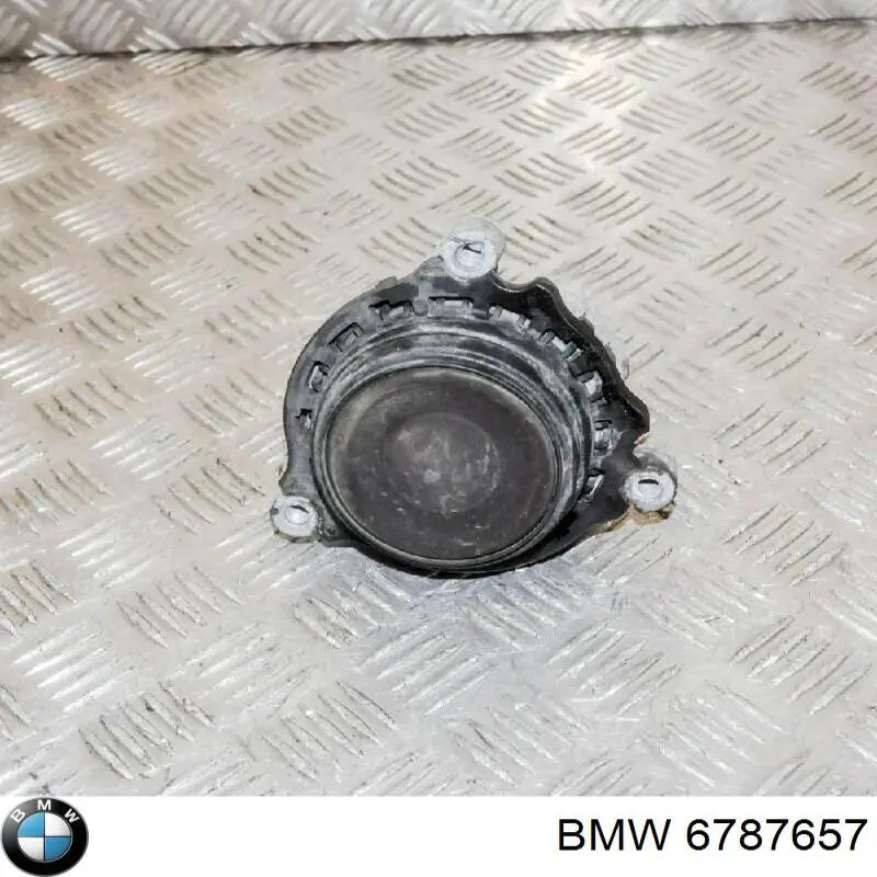 6787657 BMW