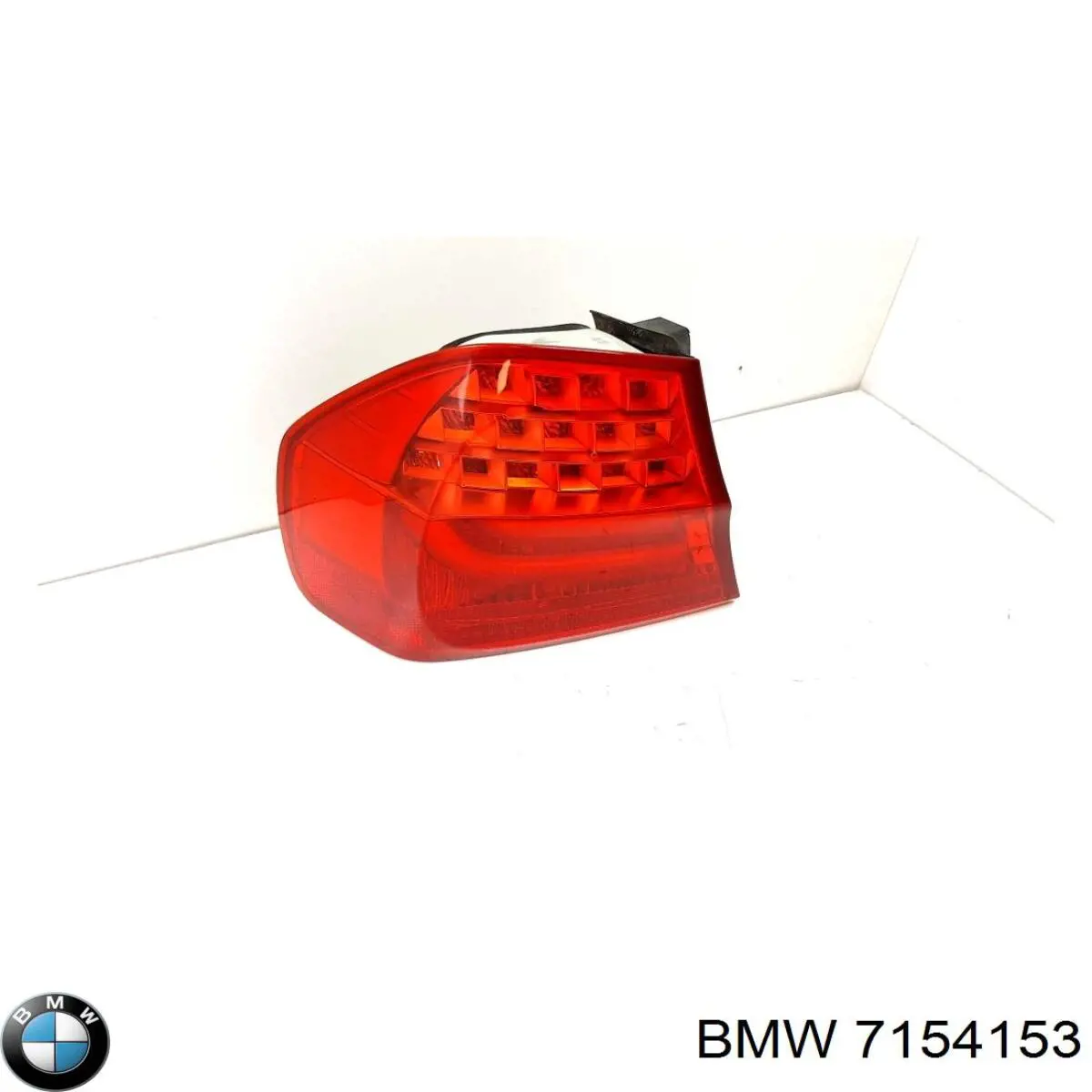 Piloto trasero exterior izquierdo BMW 7154153 precio, desde 130,68 EUR