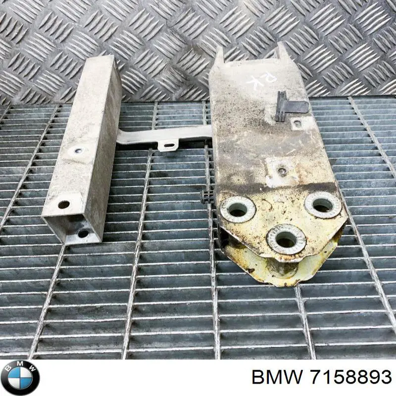 Soporte de parachoques delantero izquierdo BMW 7158893 precio, desde 22,93 EUR