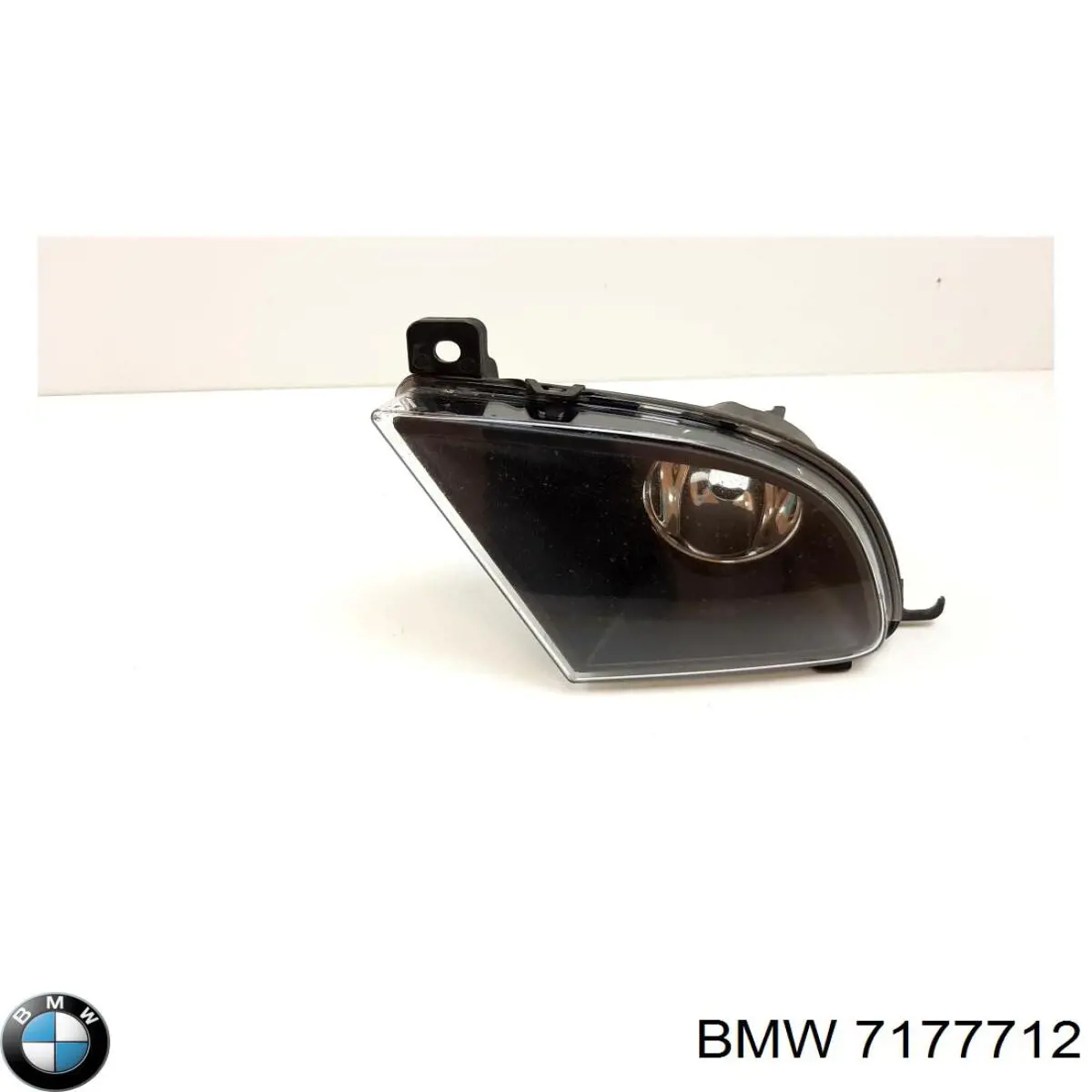 7177712 BMW faro antiniebla derecho